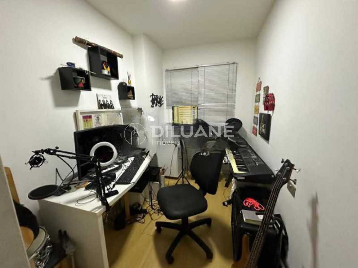 c1df67cf-3f2d-49cb-b5d0-09390f - 12