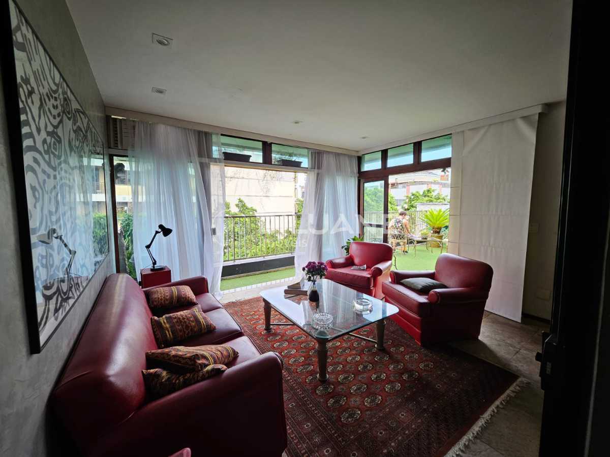 WhatsApp Image 2025-06-16 at 1 - 40