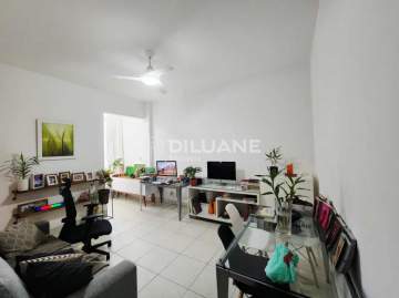 Excelente localização Rua Bolivar Vaga na escritura Copacabana! - BTAP10979