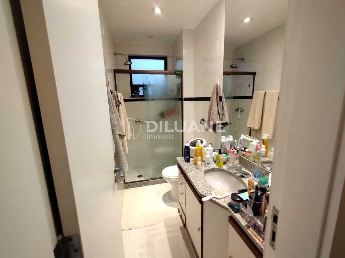 eb16233b-f86f-4789-80eb-e36470 - 33