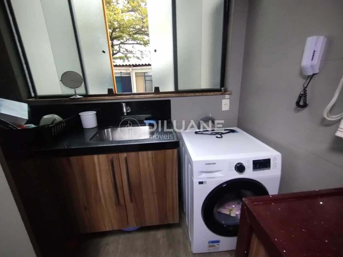 00b68dbd-374c-44e3-b231-2c82e3 - 44