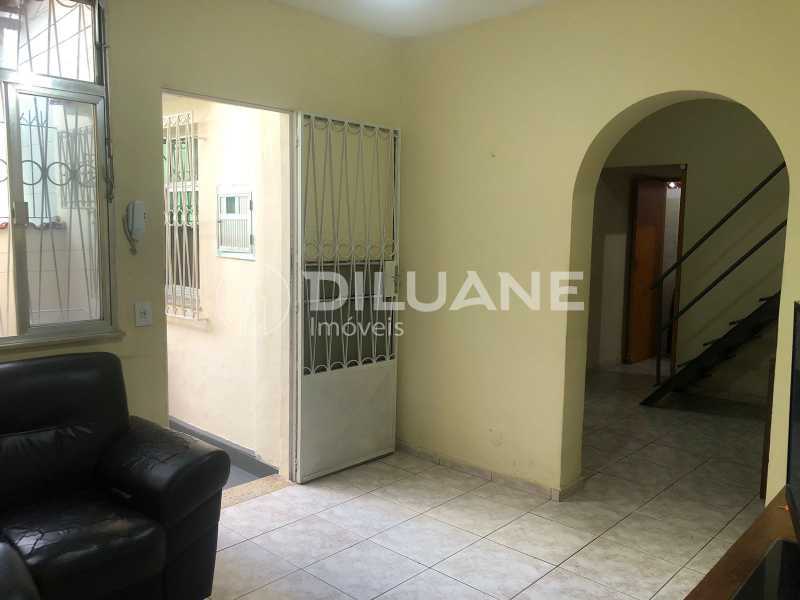 Conheça WhatsApp Image 2023-07-03 at 1 do imóvel - Casa de 3 andares, 4 quartos, sem vaga de garagem, em Santa Rosa - NTCV40001 - 10 WhatsApp Image 2023-07-03 at 1 - 10