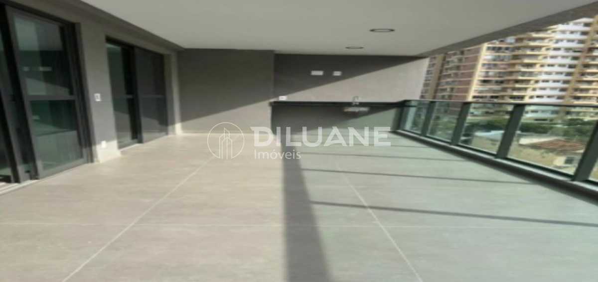 WhatsApp Image 2025-06-25 at 1 - 4