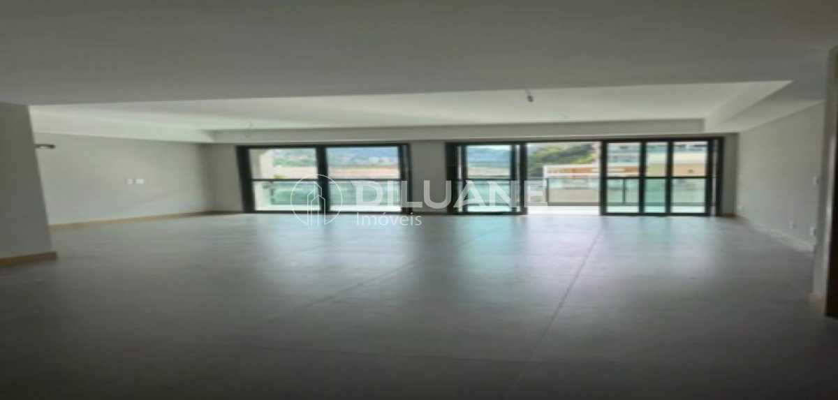 WhatsApp Image 2025-06-25 at 1 - 7