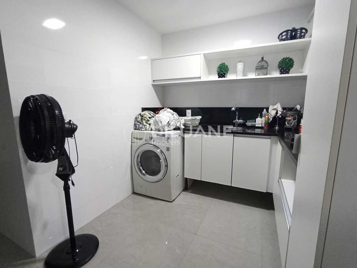 2d78a8a2-e0f0-4bb5-8fb2-adcc45 - 39