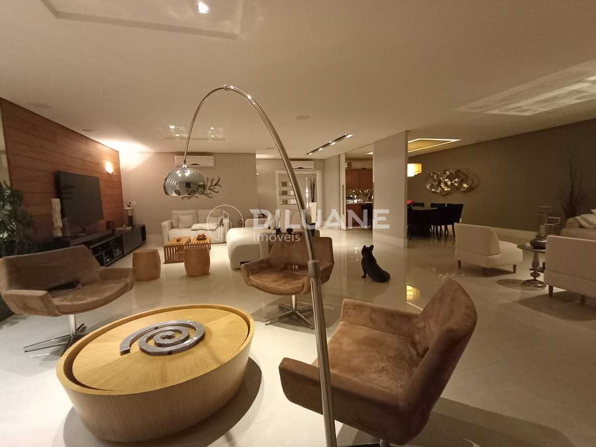 7ed7bfb3-b5cf-4f1a-a80e-8cb4e2 - 7