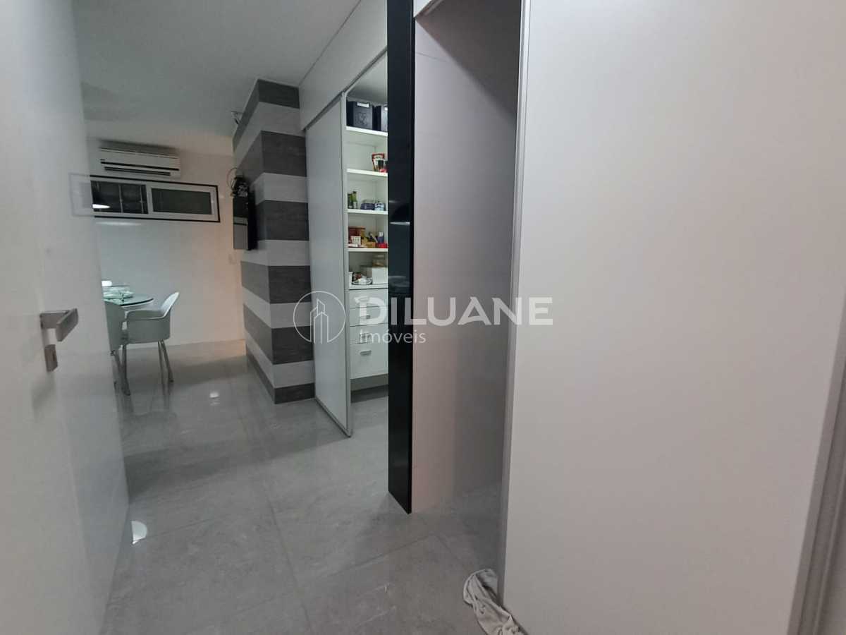 59d6e21b-7455-4d3a-99d1-13d445 - 24