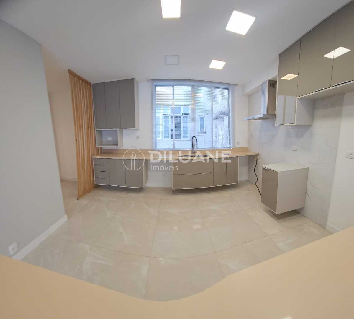 Conheça WhatsApp Image 2025-07-19 at 1 do imóvel - Apartamento reformadíssimo / 03 quartos / 02 vagas de garagem - CPAP31296 - 25 WhatsApp Image 2025-07-19 at 1 - 25