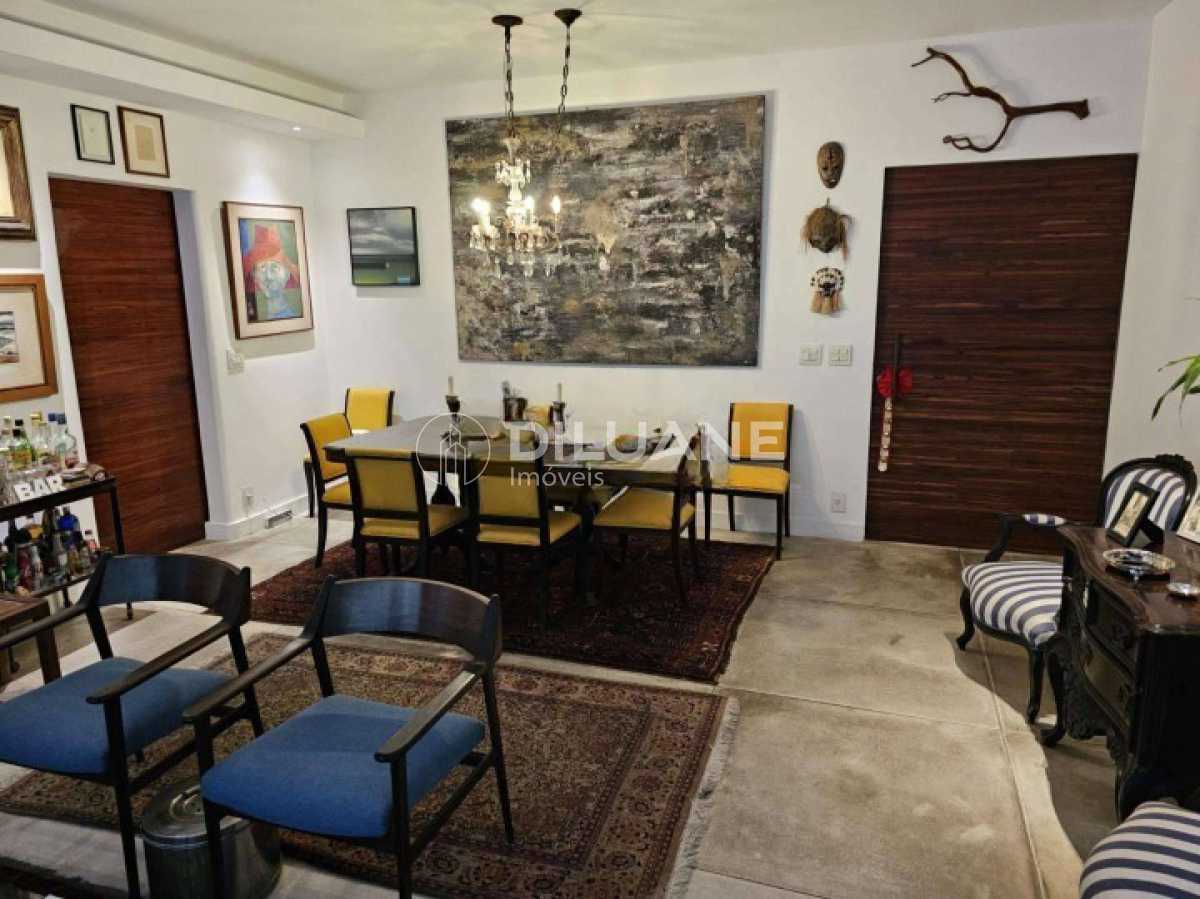 WhatsApp Image 2025-08-19 at 1 - 3