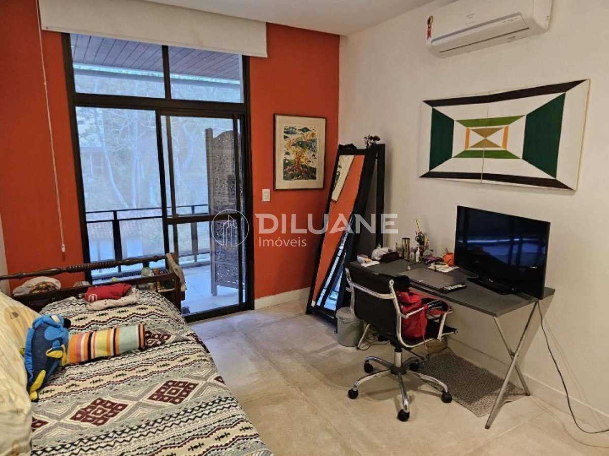 WhatsApp Image 2025-08-19 at 1 - 7