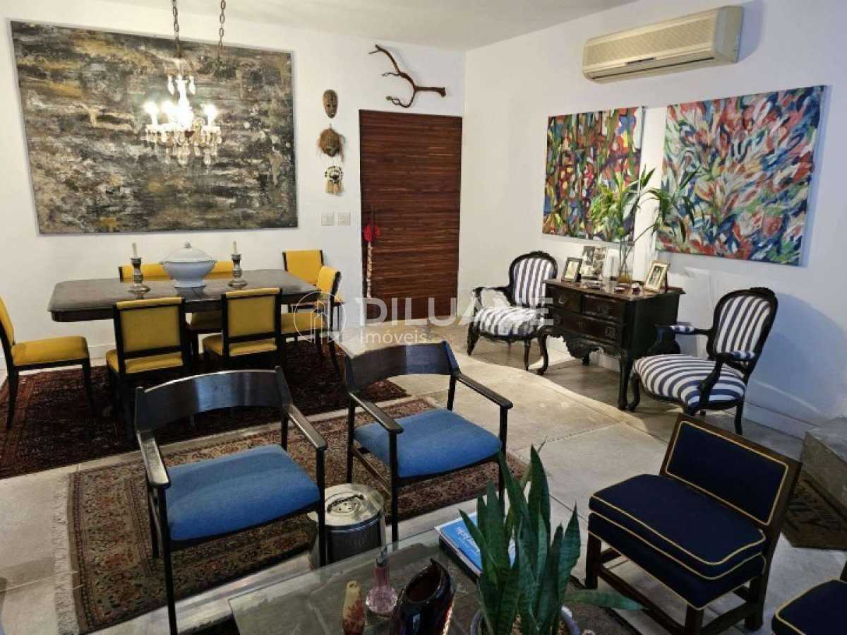 WhatsApp Image 2025-08-19 at 1 - 42