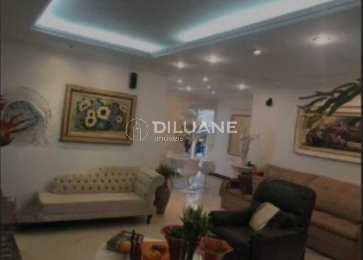 e812efd5-87d4-4ecb-b140-c4a6d0 - 1