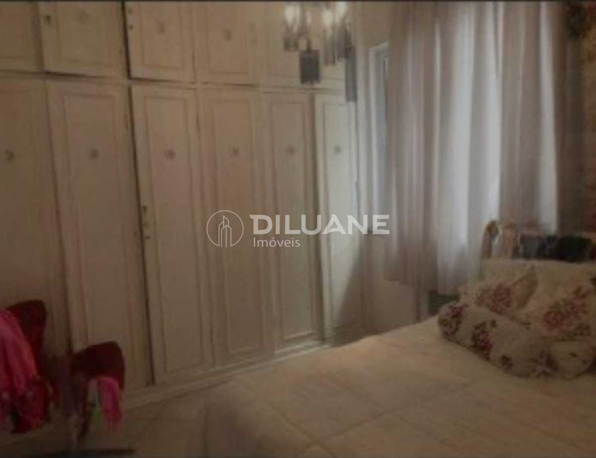 ee0a24d5-1272-4230-8212-a6acfc - 11