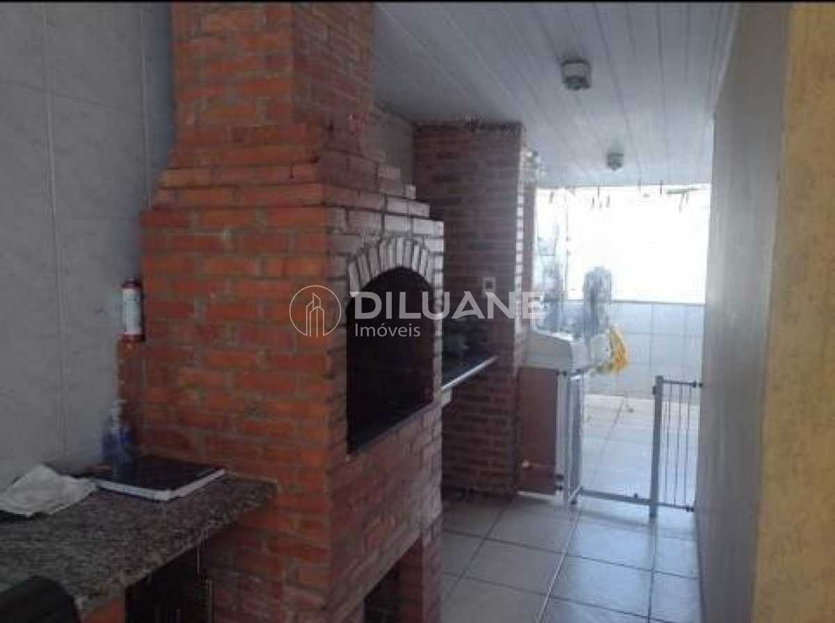 WhatsApp Image 2025-08-18 at 1 - 3