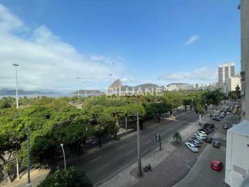 03 quartos com 01 vaga / Praia do Flamengo / Vista de Cartão Postal - CPAP31311