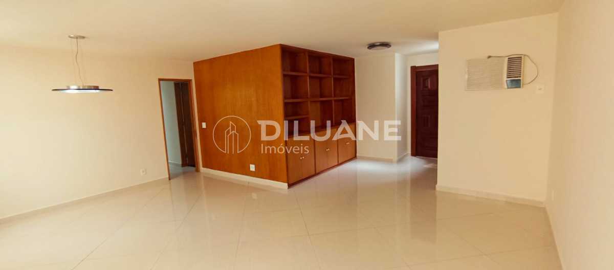 WhatsApp Image 2025-08-26 at 1 - 3