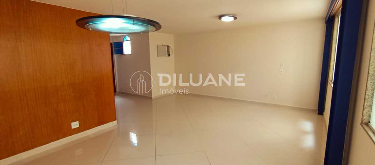 WhatsApp Image 2025-08-26 at 1 - 7