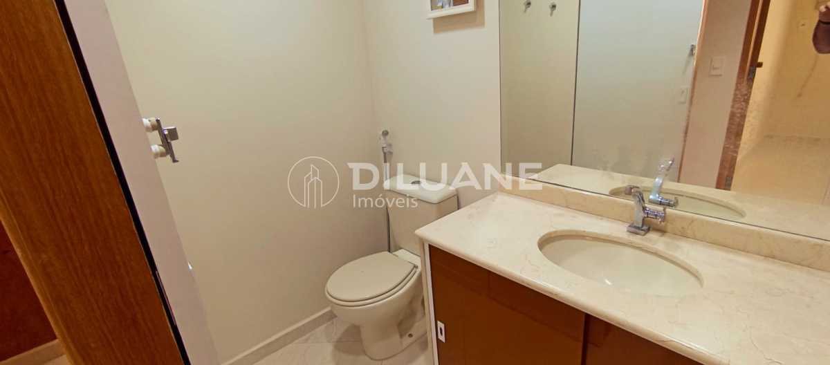 WhatsApp Image 2025-08-26 at 1 - 9