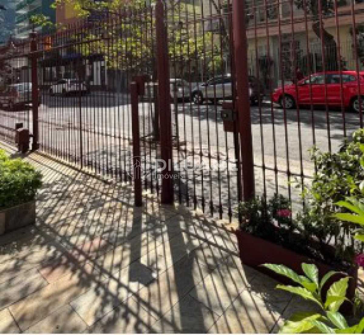 6cd769a8-3e2d-4e1a-8d2c-b9d201 - 13