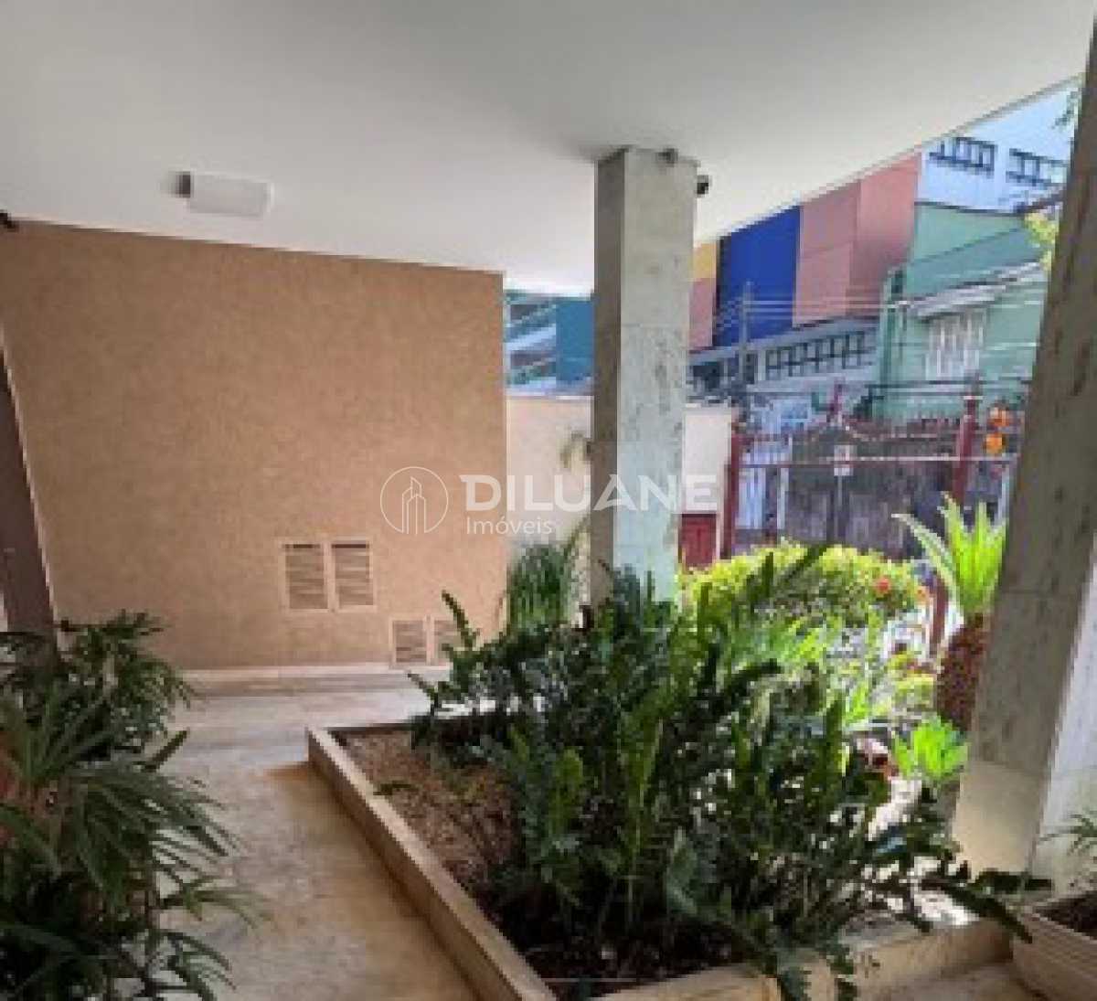 6961b7ed-94cb-43a2-8b46-dede2b - 15