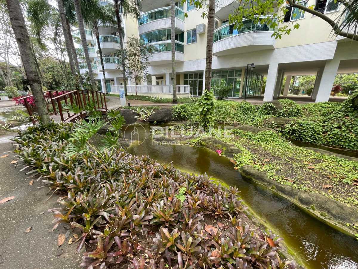 Conheça D1 do imóvel - Barra da Tijuca / quarto e sala / vaga / portaria 24h / piscina /perto da estação de metrô - CPAP10820 - 26 D1 - 26