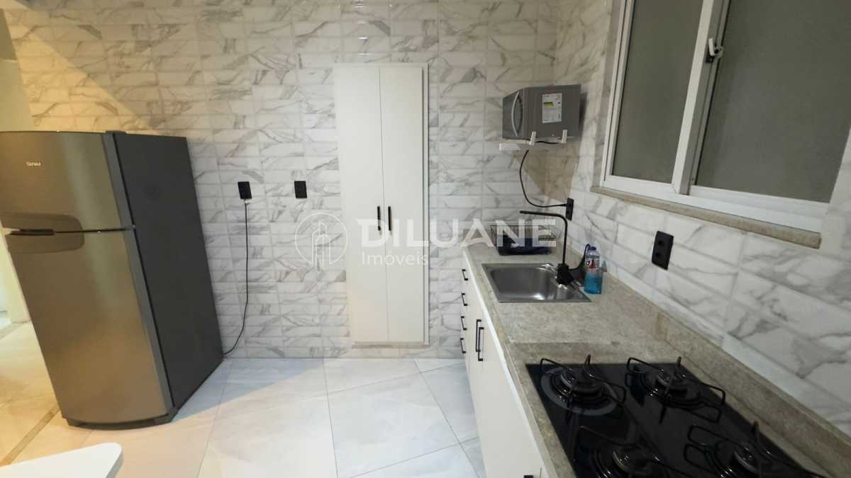 Conheça IMG-20250902-WA0134 do imóvel - Apartamento de 3 quartos vista lateral mar em copacabana. - CPAP31324 - 31 IMG-20250902-WA0134 - 31