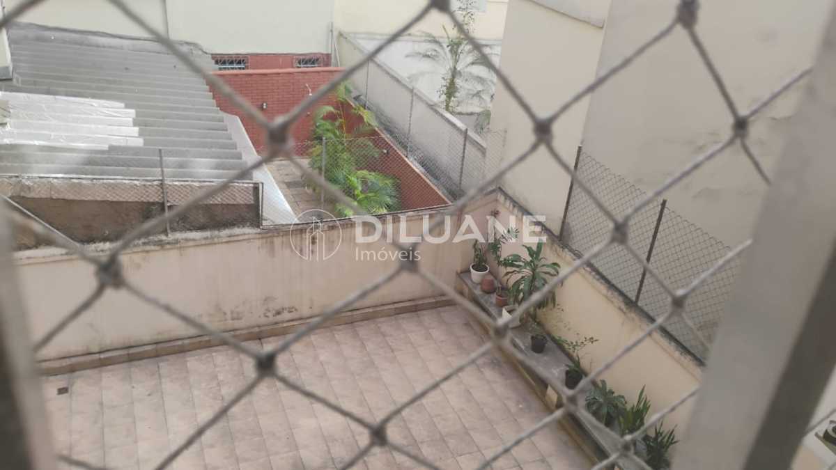 Conheça WhatsApp Image 2025-09-05 at 1 do imóvel - Apartamento diferenciado / duplex / Copacabana / rua nobre / 03 quartos, sendo 01 suíte / 01 vaga - CPAP31325 - 27 WhatsApp Image 2025-09-05 at 1 - 27