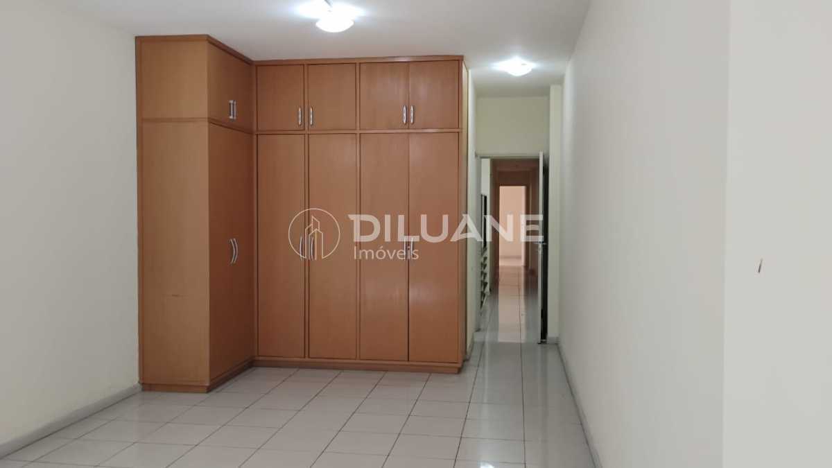 Conheça WhatsApp Image 2025-09-05 at 1 do imóvel - Apartamento diferenciado / duplex / Copacabana / rua nobre / 03 quartos, sendo 01 suíte / 01 vaga - CPAP31325 - 13 WhatsApp Image 2025-09-05 at 1 - 13