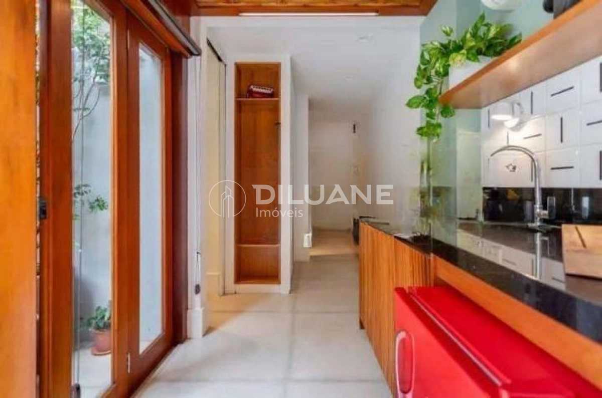 0b3e23cf-0053-4bea-814e-bdb490 - 11