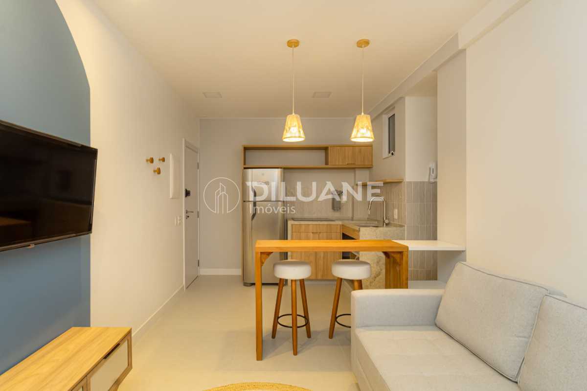 4ff2770d-3cb6-4201-b112-3848d9 - 11