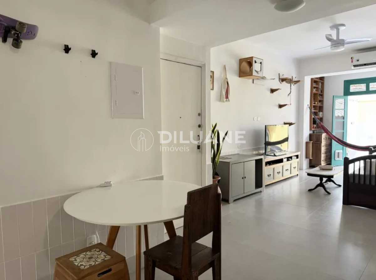 WhatsApp Image 2025-09-16 at 1 - 4