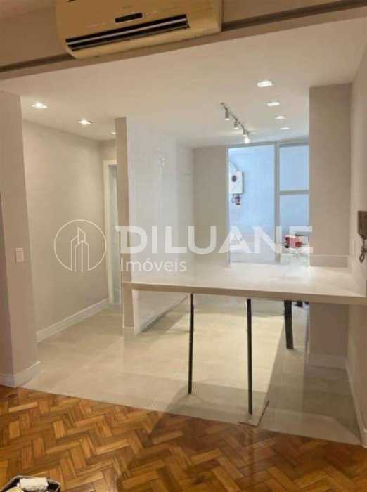 WhatsApp Image 2025-09-29 at 1 - 4