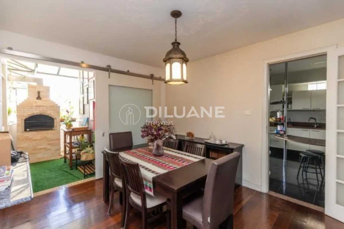 WhatsApp Image 2025-09-22 at 1 - 5