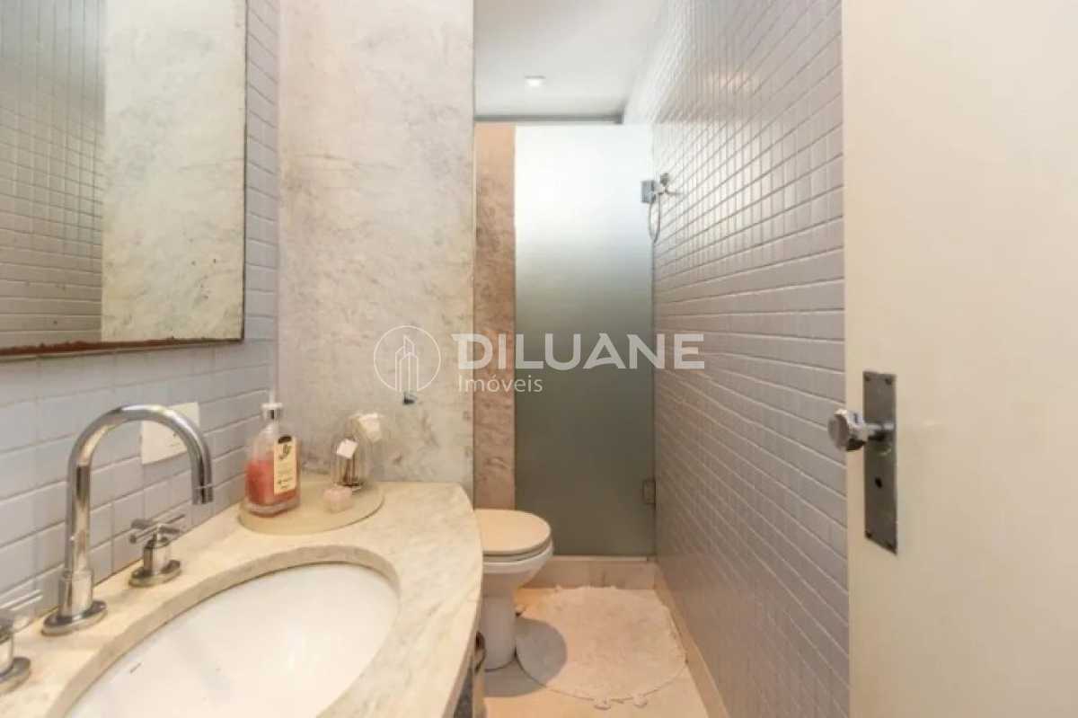 WhatsApp Image 2025-09-22 at 1 - 12