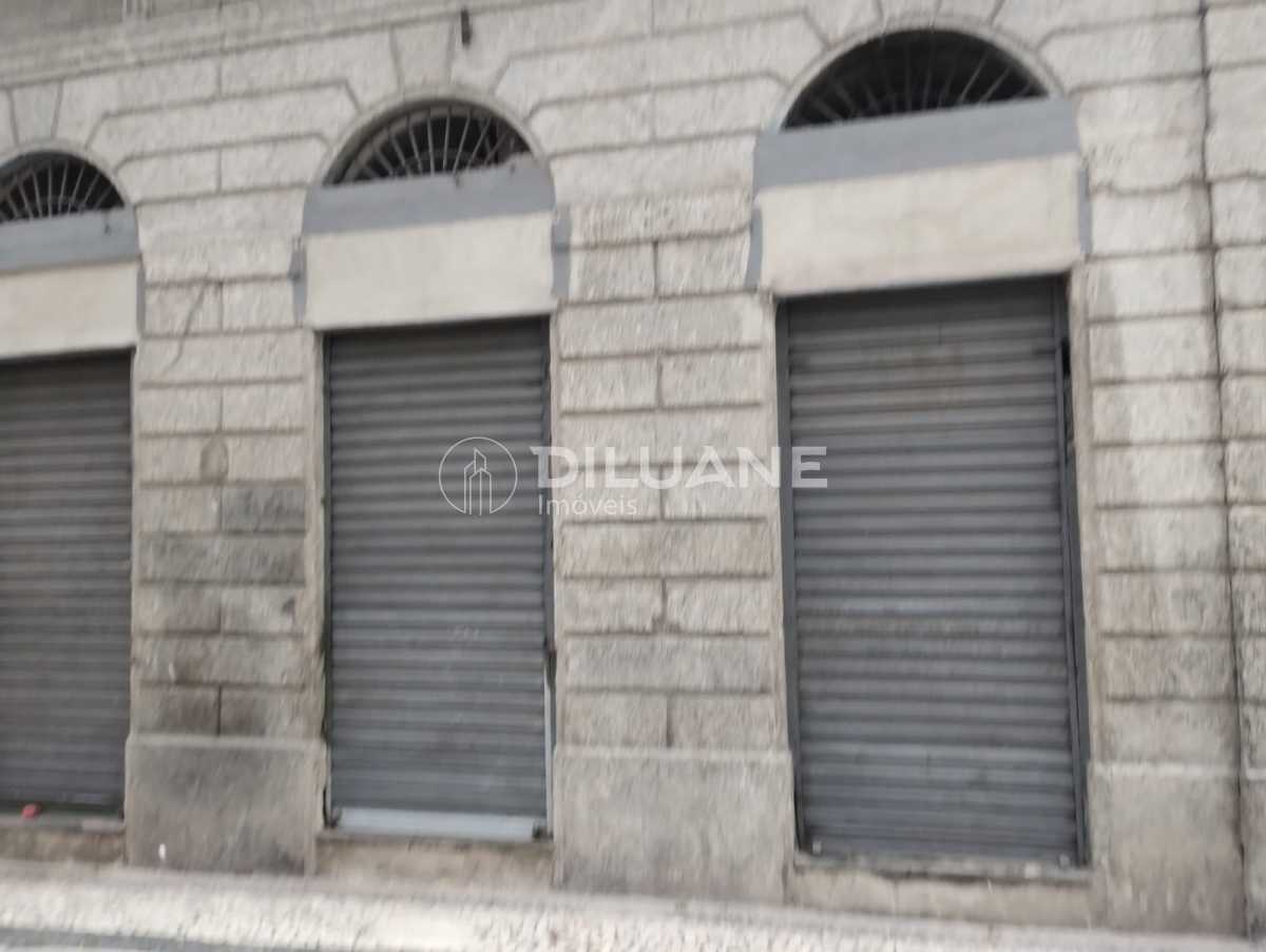 948cc0c8-a9ec-401e-bac9-1ee895 - 21