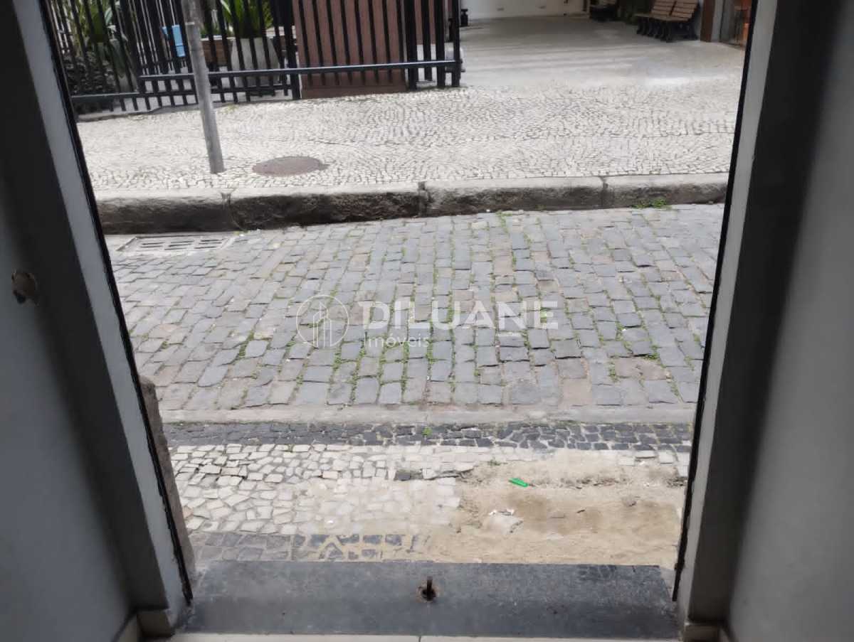 a77b7232-f21d-4002-a394-9bb4d3 - 29