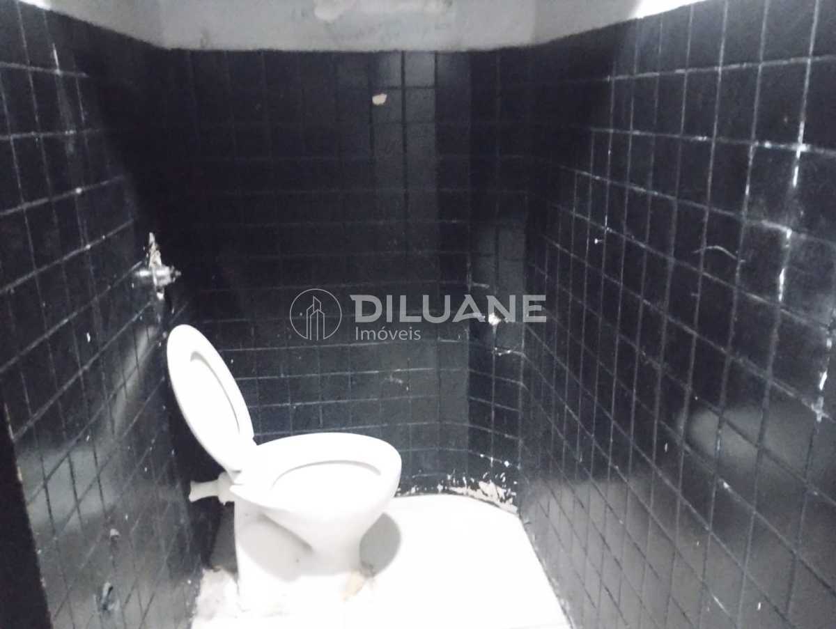 562e0899-319a-4184-846b-57fba0 - 35