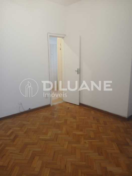 0bb99794-1a5a-4d70-a01f-568bf1 - 18