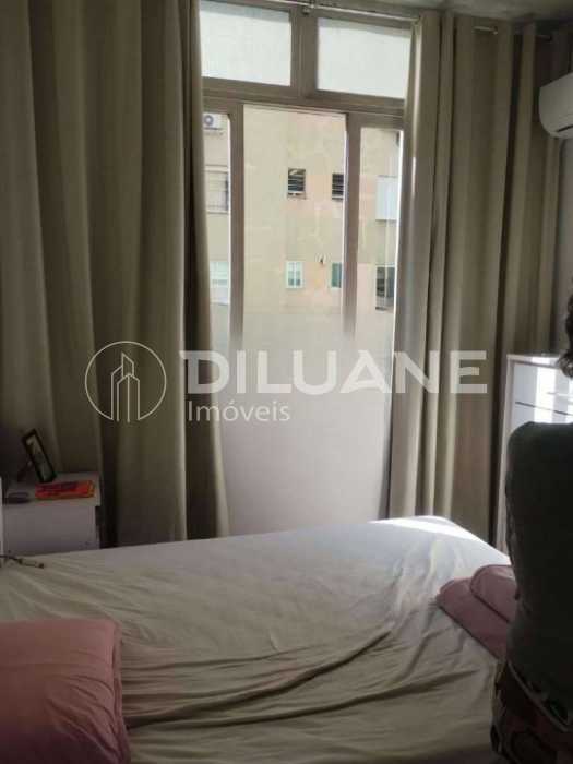 e5e73743189e4df1b4ee9006edf3aa - 12