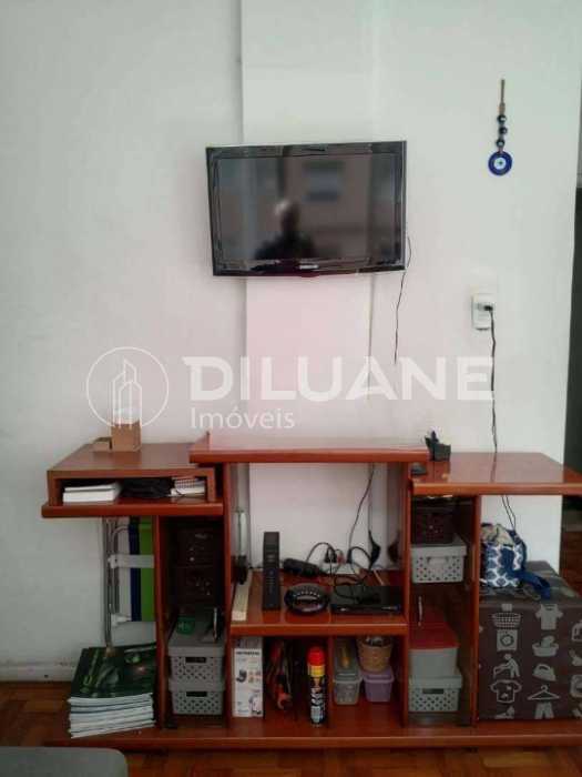 007f673f87d544b6aa52102ef70346 - 14