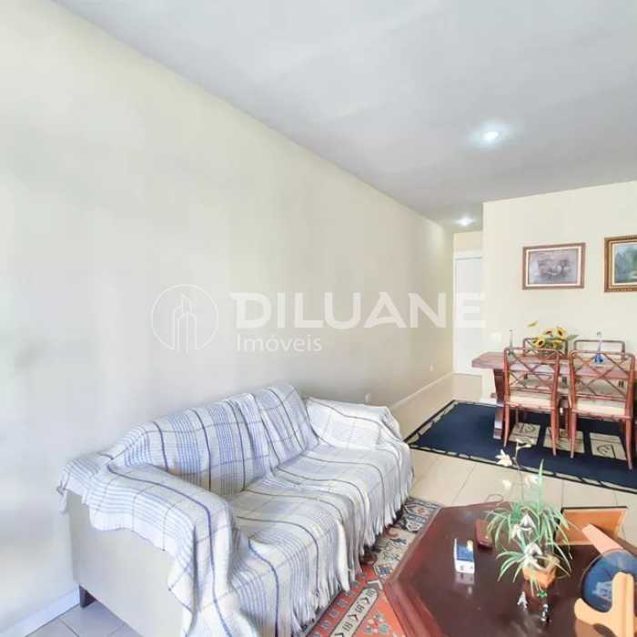 WhatsApp Image 2025-10-09 at 1 - 8