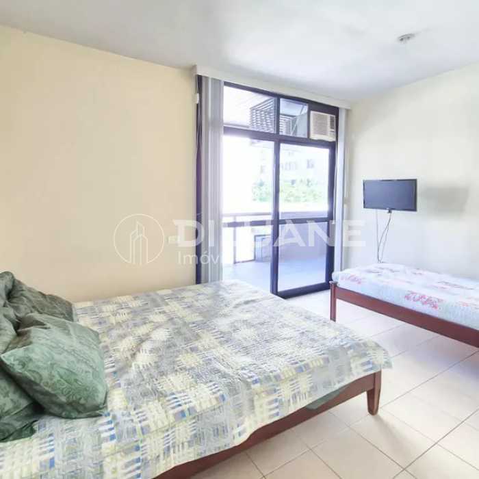 WhatsApp Image 2025-10-09 at 1 - 18