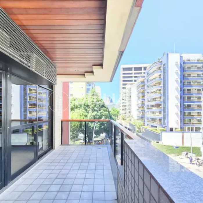 WhatsApp Image 2025-10-09 at 1 - 3