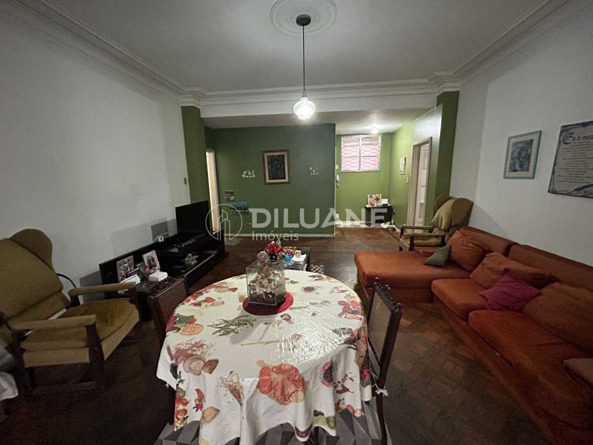 WhatsApp Image 2025-10-13 at 1 - 5