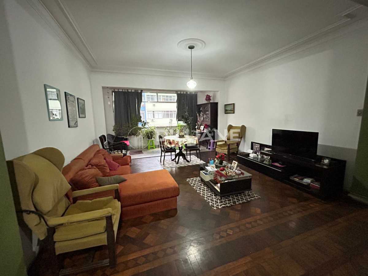 WhatsApp Image 2025-10-13 at 1 - 7