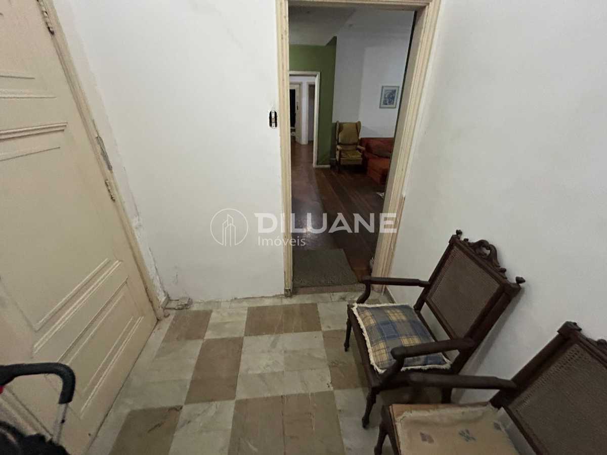 WhatsApp Image 2025-10-13 at 1 - 25