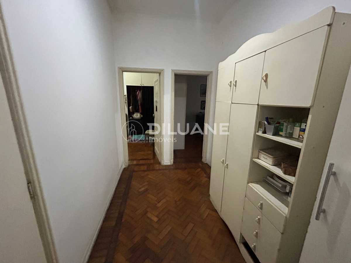 WhatsApp Image 2025-10-13 at 1 - 32