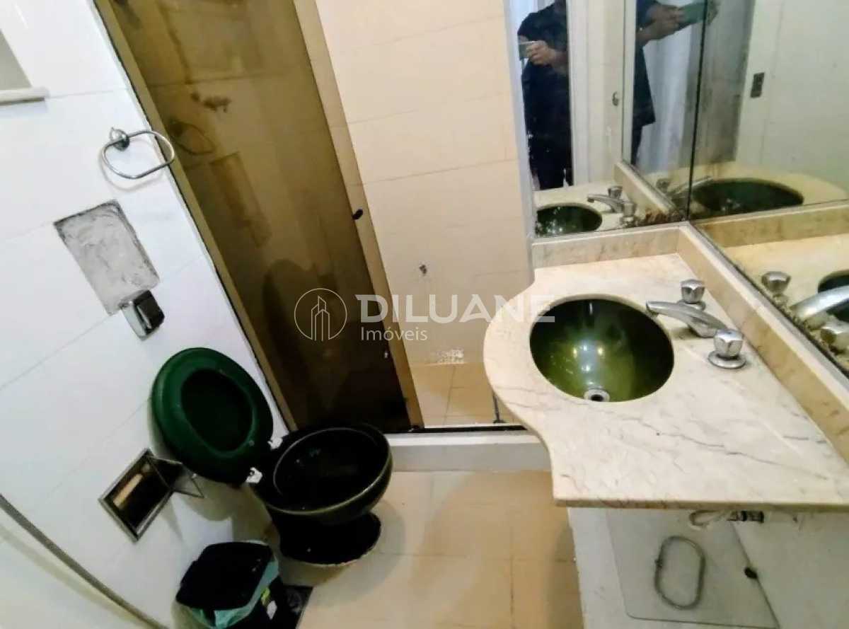 WhatsApp Image 2025-10-24 at 1 - 25