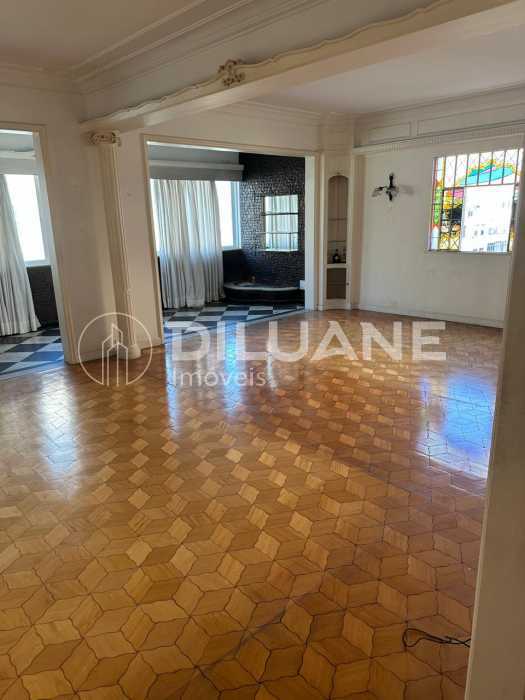 WhatsApp Image 2025-10-21 at 1 - 1