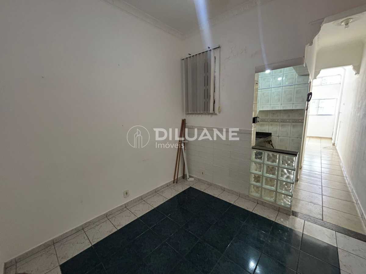 WhatsApp Image 2025-10-21 at 1 - 5